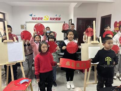 繽紛寒假，童心繪夢 庫爾勒市絲路街道上水城社區(qū)少兒繪畫公益培訓(xùn)班正式開班